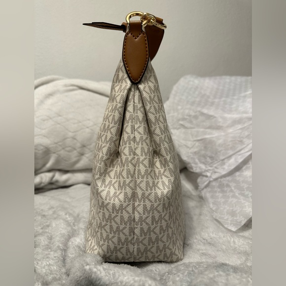 Michael Kors - Cream MK Logo Tan Gold Handbag - Picture 5 of 9